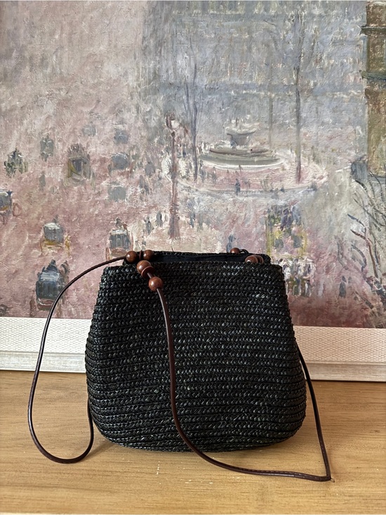 Handbags - Elegant Black Wheat Straw Bucket Bag with Brown Decorative Straps